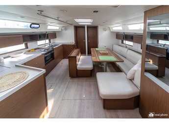 Rent a sailboat in Marina di Scarlino - Oceanis 46.1