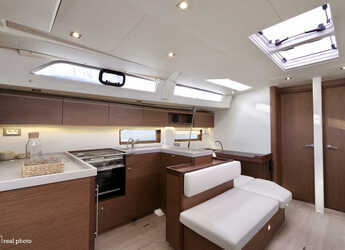 Rent a sailboat in Marina di Scarlino - Oceanis 51.1