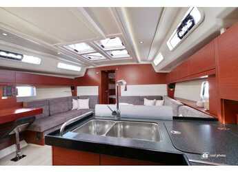 Chartern Sie segelboot in Marina di Scarlino - Hanse 458