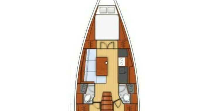 Rent a sailboat in Caorle  - Oceanis 38.1