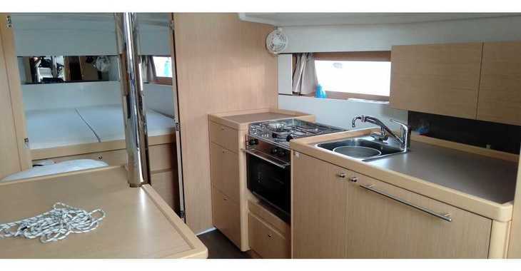 Chartern Sie segelboot in Caorle  - Oceanis 38.1