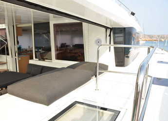 Rent a catamaran in Marina di Portisco - Lagoon 560 S2