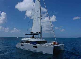 Rent a catamaran in Marina di Portisco - Lagoon 560 S2