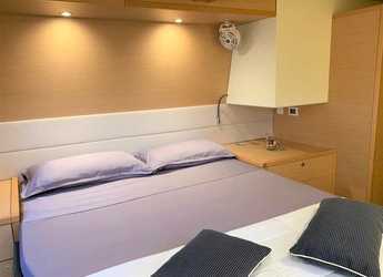 Rent a catamaran in Marina di Portisco - Lagoon 560 S2