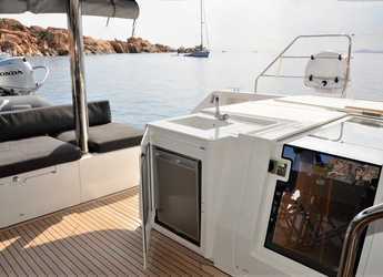 Rent a catamaran in Marina di Portisco - Lagoon 560 S2