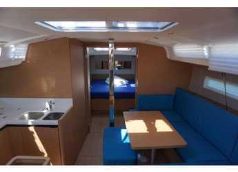 Rent a sailboat in Marina di Scarlino - Sun Odyssey 440