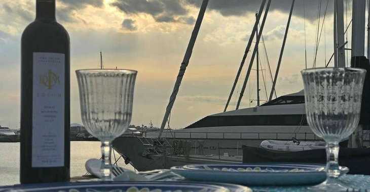 Rent a yacht in Cala dei Sardi - Waverunner 55