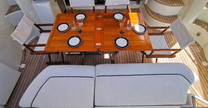Rent a yacht in Marina Deportiva Alicante - Sunseeker Manhattan 64