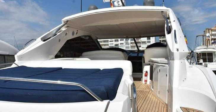 Rent a motorboat in Marina Deportiva Alicante - Sunseeker Portofino 53