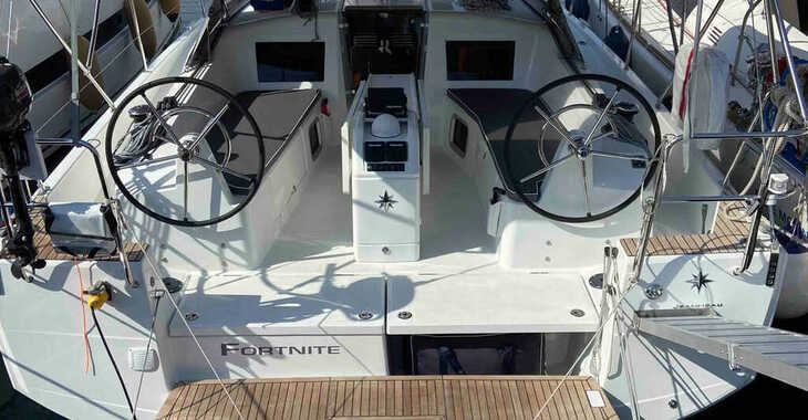 Alquilar velero en Marina di Stabia - Sun Odyssey 410 - 3 cab.