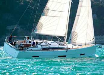 Rent a sailboat in Marina di Stabia - Dufour 390 GL