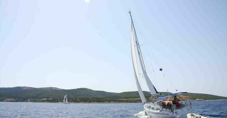 Rent a sailboat in Volos - Bavaria 34 Cruiser - 2 cab.