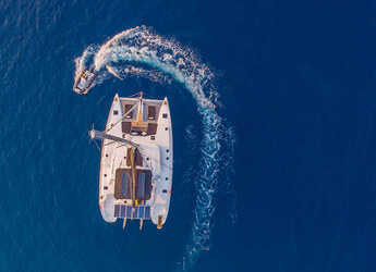 Rent a catamaran in Alimos Marina - Lagoon 500