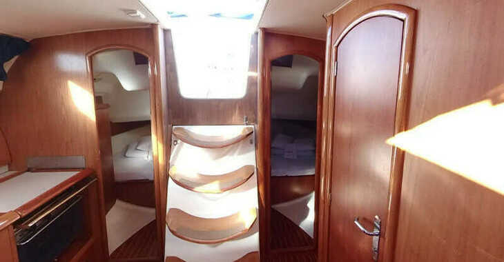 Rent a sailboat in Marina Betina - Sun Odyssey 40