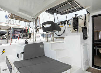 Alquilar catamarán en Nidri Marine - Lagoon 42