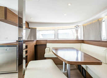 Alquilar catamarán en Nidri Marine - Lagoon 42