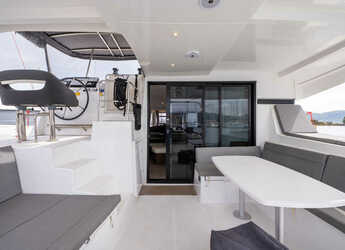 Alquilar catamarán en Nidri Marine - Lagoon 42