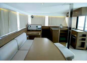 Alquilar catamarán en Nidri Marine - Lagoon 42