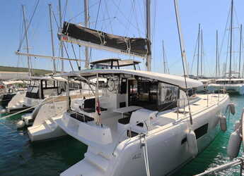 Alquilar catamarán en Marina Sukosan (D-Marin Dalmacija) - Lagoon 42