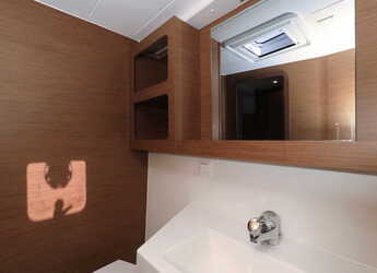 Alquilar catamarán en Marina Sukosan (D-Marin Dalmacija) - Lagoon 42