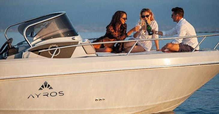 Chartern Sie motorboot in Ibiza Magna - Ayros XA 24