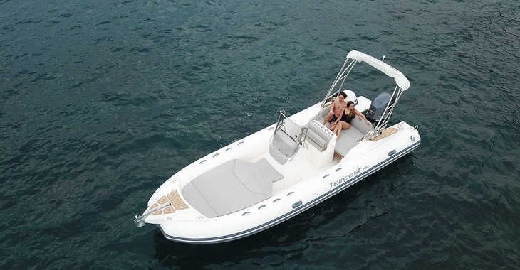 Rent a motorboat in Marina Ibiza - Capelli Tempest 700