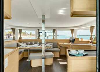 Alquilar catamarán en Porto Capo d'Orlando Marina - Lagoon 42