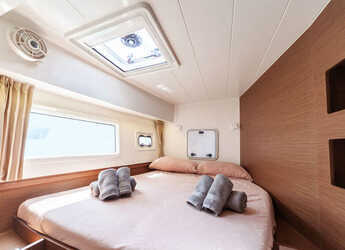 Alquilar catamarán en Porto Capo d'Orlando Marina - Lagoon 42