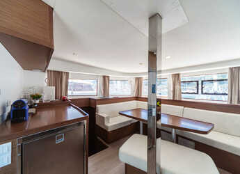 Alquilar catamarán en Porto Capo d'Orlando Marina - Lagoon 42