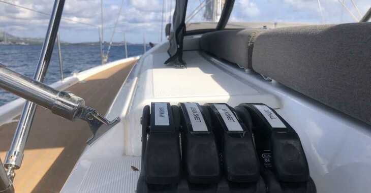 Rent a sailboat in Marina di Porto Rotondo - Dufour 530 Owner's version