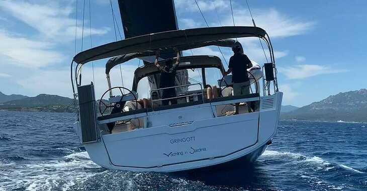 Chartern Sie segelboot in Marina di Porto Rotondo - Dufour 530 Owner's version