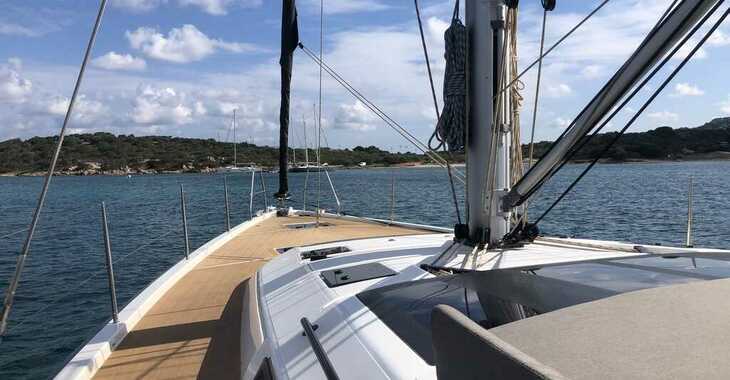 Rent a sailboat in Marina di Porto Rotondo - Dufour 530 Owner's version