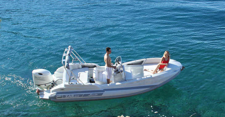 Rent a dinghy in Port of Pollensa - Zar 57 Well Deck