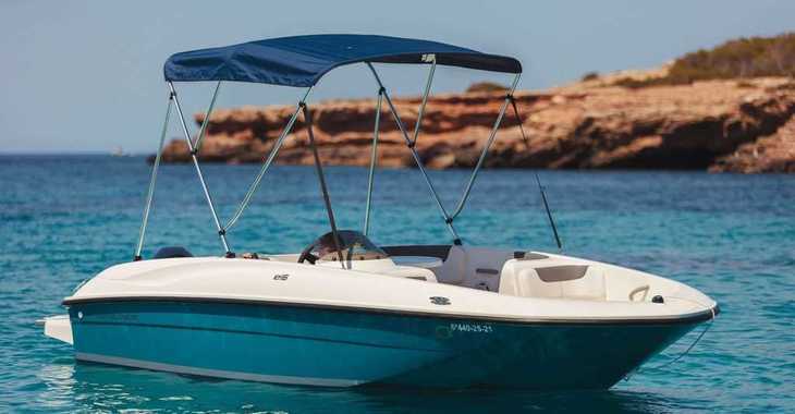 Rent a motorboat in Club Naútico de Sant Antoni de Pormany - Bayliner Element E16 ( Sin Licencia )