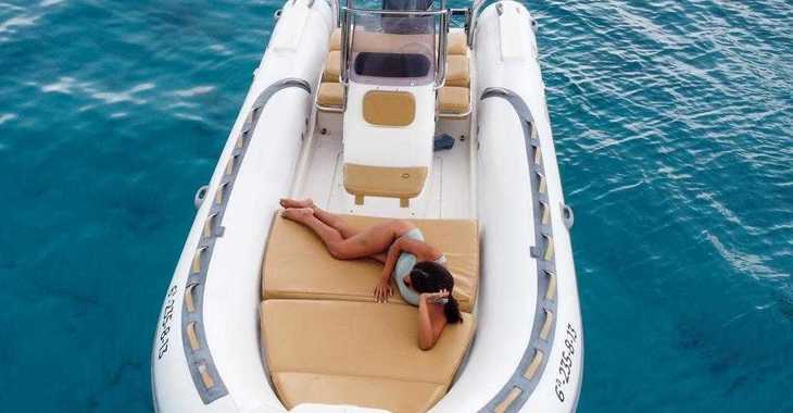 Chartern Sie schlauch-/beiboot in Marina Ibiza - BWA