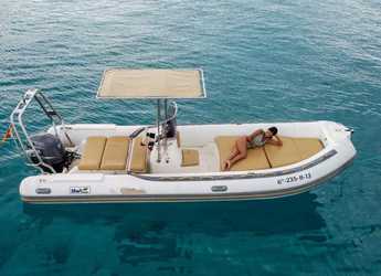 Rent a dinghy in Marina Ibiza - BWA