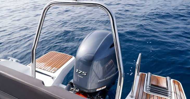 Chartern Sie motorboot in Marina Ibiza - Jeanneau Cap Camarat 6.5 WA