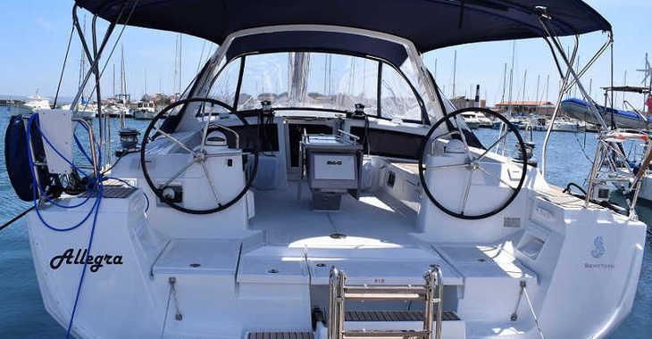 Louer voilier à Cagliari port (Karalis) - Oceanis 48