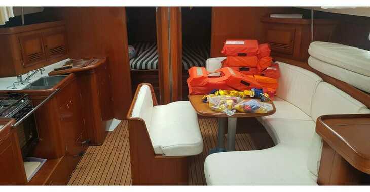 Chartern Sie segelboot in Marina di Portorosa - Oceanis 473