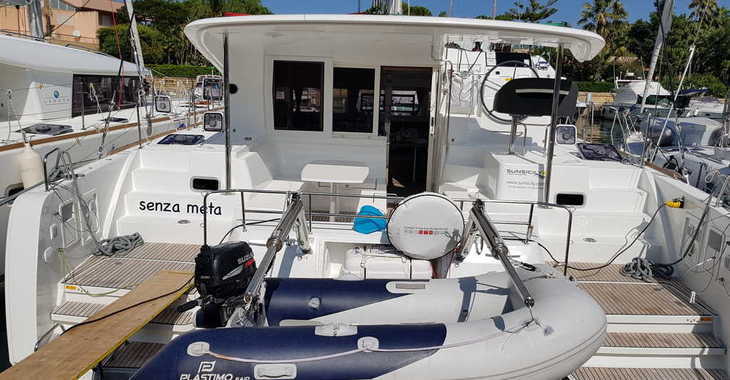 Chartern Sie katamaran in Marina di Portorosa - Lagoon 40