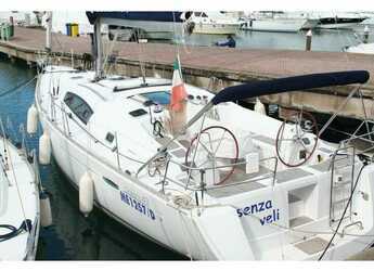 Rent a sailboat in Marina di Portorosa - Oceanis 43