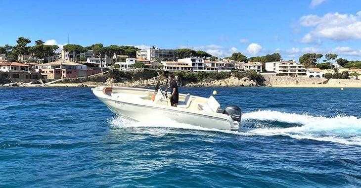Rent a motorboat in L´escala - Invictus Yatch 190 FX
