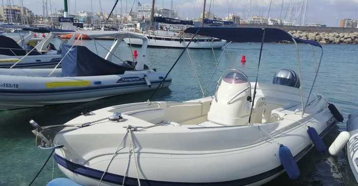 Rent a dinghy in Port of Can Pastilla - Scanner 710 Envy