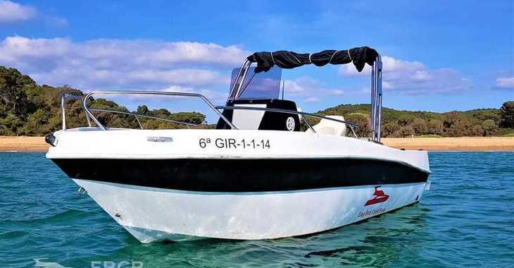 Rent a motorboat in Club Nautic Costa Brava - Shiren 22 Open