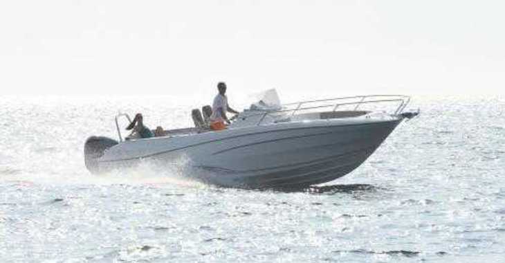 Rent a motorboat in Puerto Deportivo Cala'n Bosch - Jeanneau Cap Camarat 7.5 CC