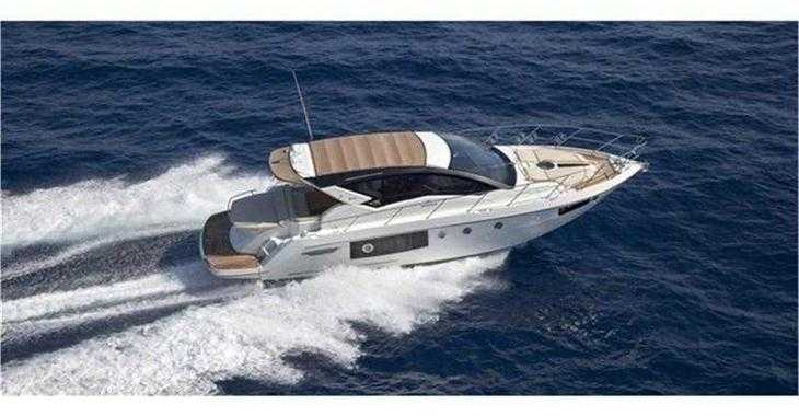 Rent a yacht in Marina Port de Mallorca - Cranchi M 44 HT