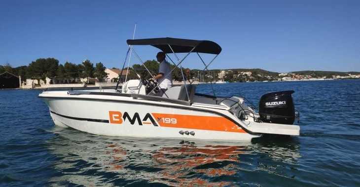 Rent a motorboat in Port Mahon - BMA X199 Open