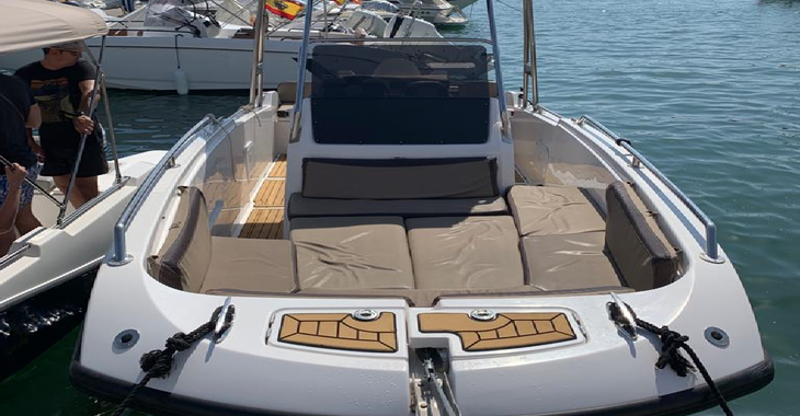 Chartern Sie motorboot in Portocolom - V2 Boats 7.0