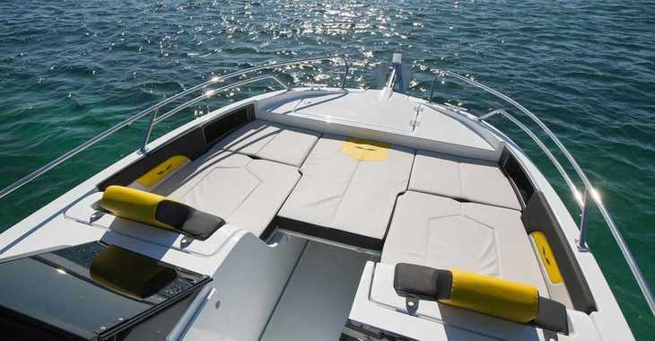 Rent a motorboat in Portocolom - Beneteau Flyer 7.7 Sportdeck
