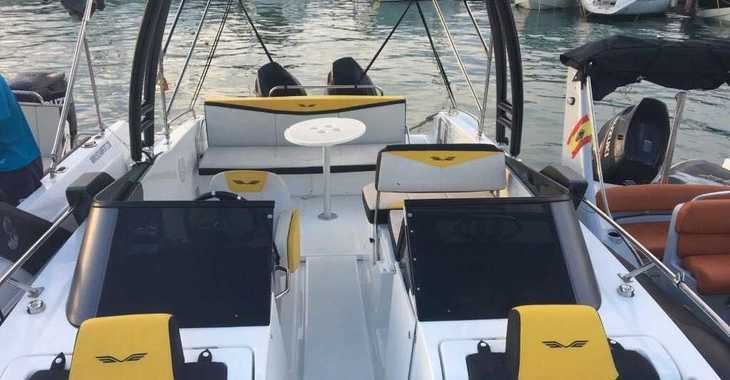 Chartern Sie motorboot in Portocolom - Beneteau Flyer 7.7 Sportdeck
